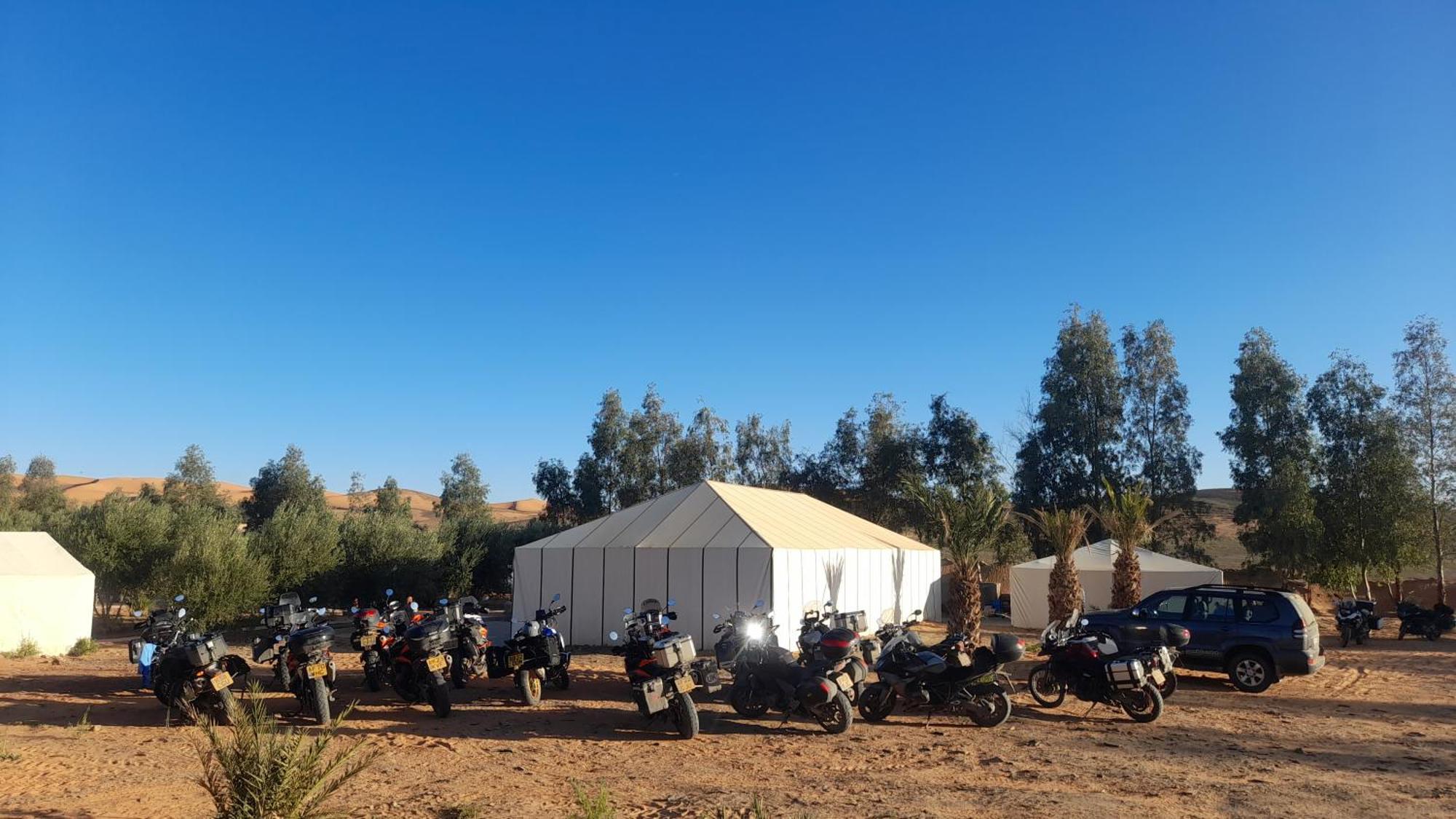 Luxury Trek Desert Camp Мерзуга Экстерьер фото