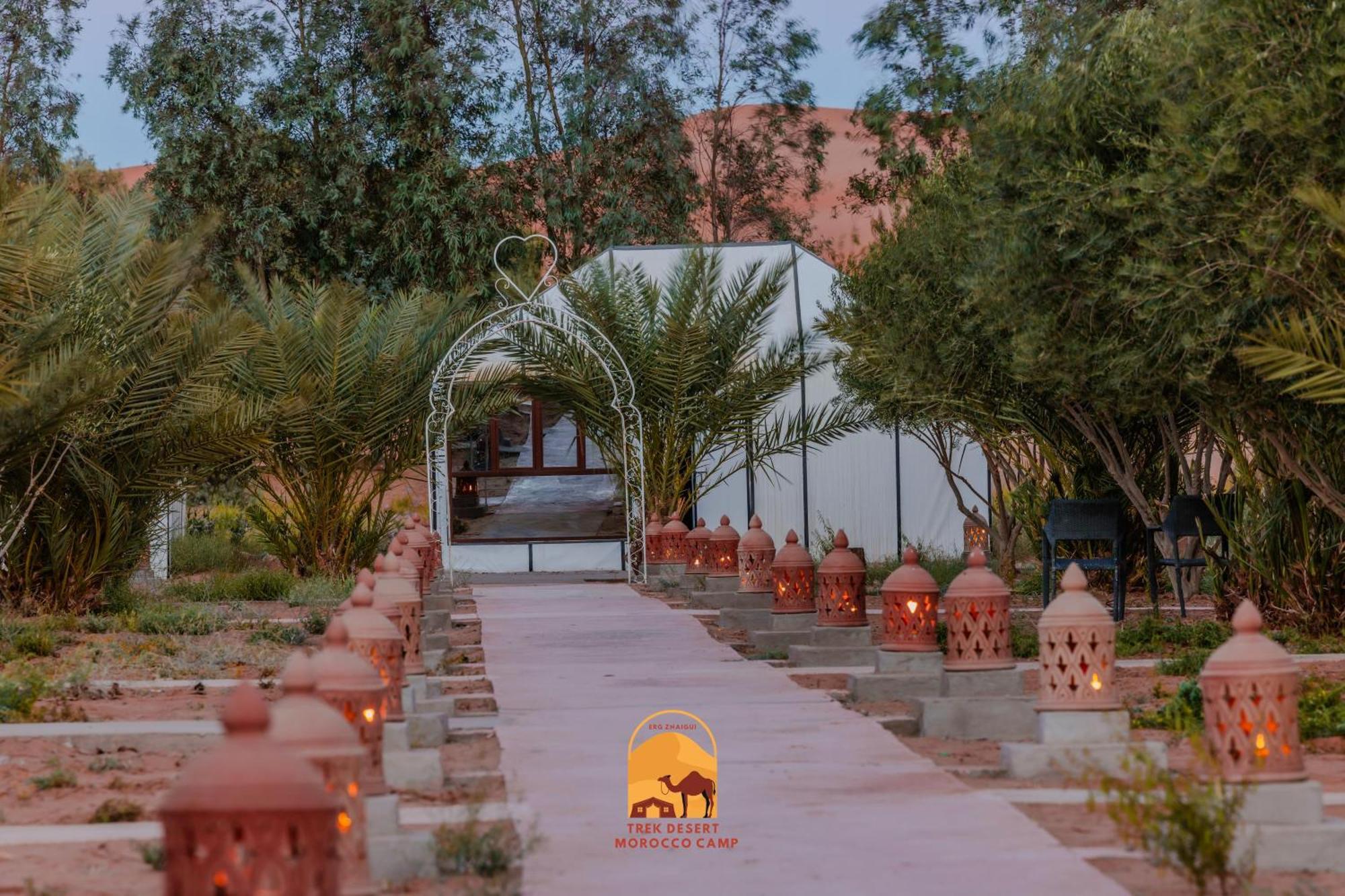 Luxury Trek Desert Camp Мерзуга Экстерьер фото
